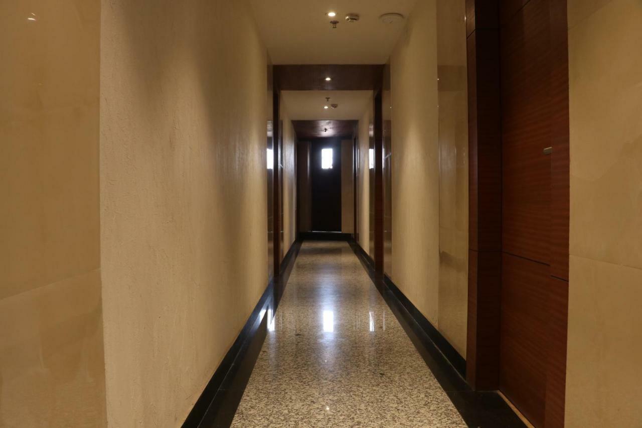 Kings Crown Salt Lake Calcutta Extérieur photo